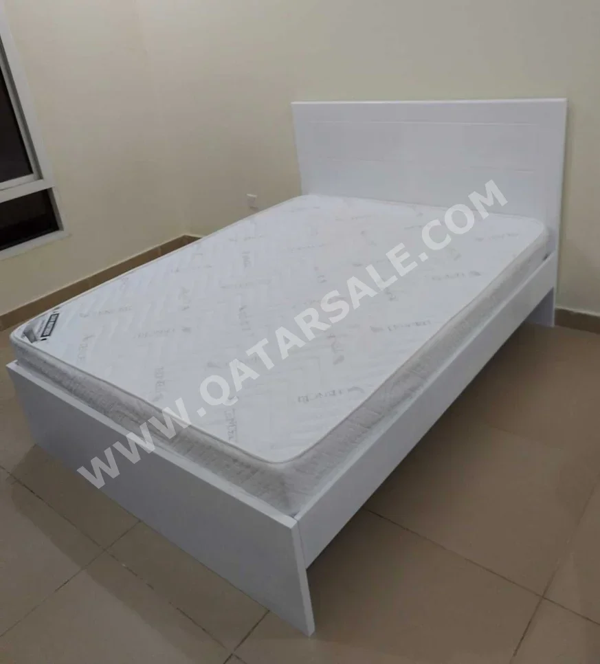 Beds - Queen  - White  - Mattress Included  - With Bedside Table