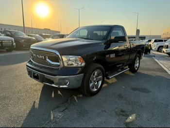 Dodge  Ram  Big Horn  2016  Automatic  115,000 Km  8 Cylinder  Four Wheel Drive (4WD)  Pick Up  Black