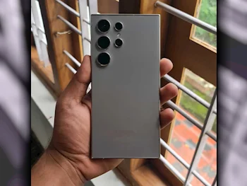 سامسونج  - جالاكسي اس  - 24 الترا  - تيتانيوم طبيعي  - 256 جيجابايت  - تحت الضمان