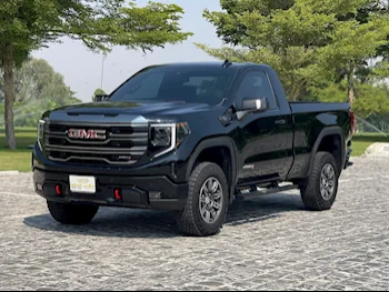 جي ام سي  سييرا  بيك اب  أسود  2024