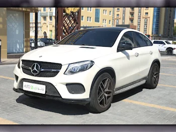 مرسيدس - بنز  جي ال اي  43 AMG  2017  اوتوماتيك  161,500 كم  8 سلندر  دفع رباعي  اس يو في  أبيض