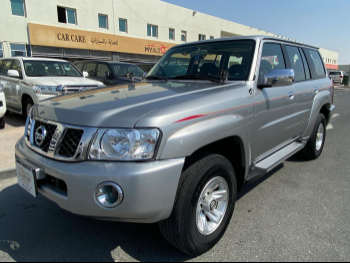 نيسان  باترول  سفاري  2021  عادي  87,000 كم  6 سلندر  دفع رباعي  اس يو في  رمادي