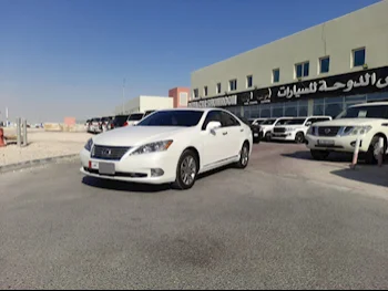 Lexus  ES  350  2012  Automatic  24,000 Km  6 Cylinder  Rear Wheel Drive (RWD)  Sedan  White