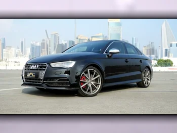 Audi  S  3  2016  Automatic  84,000 Km  4 Cylinder  All Wheel Drive (AWD)  Sedan  Black