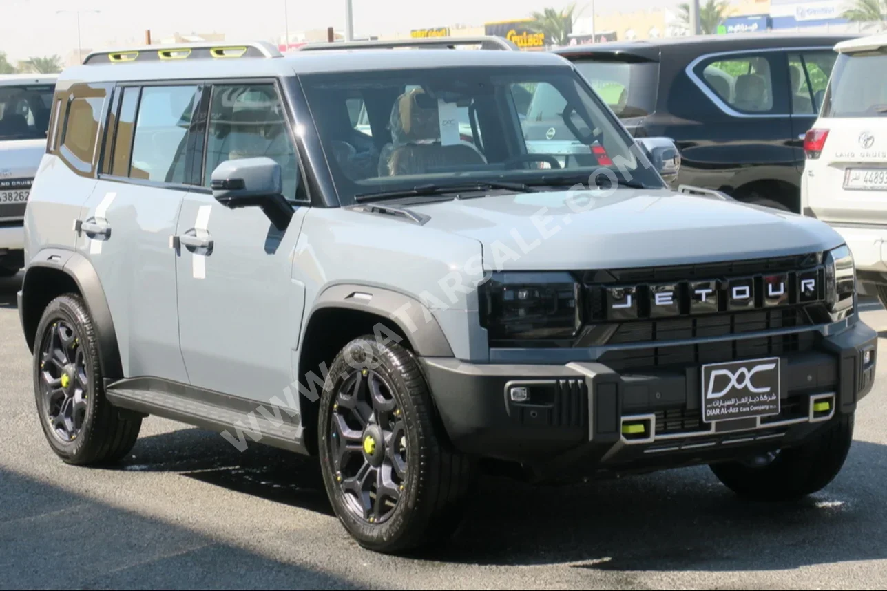 Jetour  T2  2025  Automatic  0 Km  4 Cylinder  Four Wheel Drive (4WD)  SUV  Gray  With Warranty