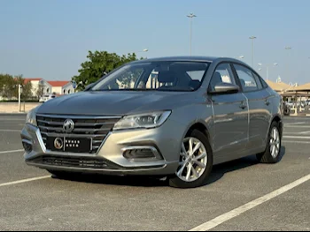 ام جي  5  2021  اوتوماتيك  69,000 كم  3 سلندر  سحب امامي  سيدان  فضي