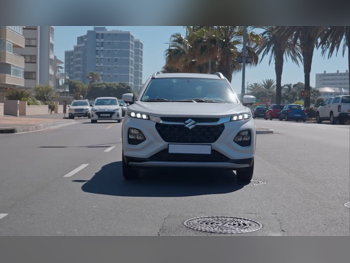 سوزوكي  فرونكس جي ال  2x4  أبيض  2023