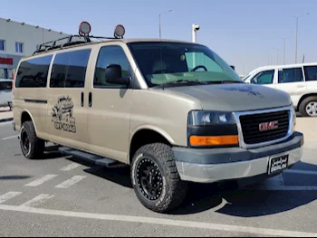جي ام سي  سافانا  2010  اوتوماتيك  83,000 كم  8 سلندر  دفع خلفي  فان \ باص  ذهبي
