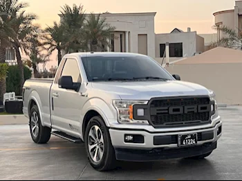 Ford  F  150 Sport  2019  Automatic  74,000 Km  8 Cylinder  Four Wheel Drive (4WD)  Pick Up  Silver