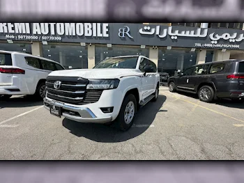 Toyota  Land Cruiser  GXR Twin Turbo  2024  Automatic  0 Km  6 Cylinder  Four Wheel Drive (4WD)  SUV  White  With Warranty