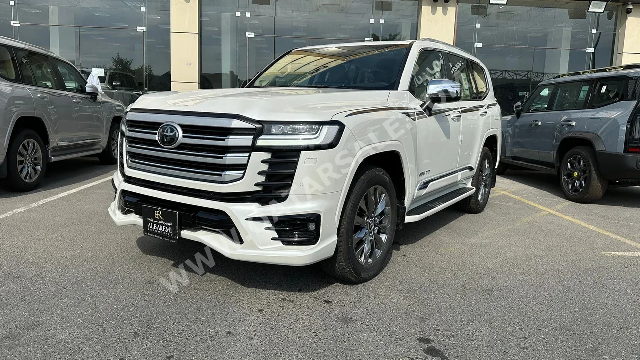 Toyota  Land Cruiser  VXR Twin Turbo  2024  Automatic  0 Km  6 Cylinder  Four Wheel Drive (4WD)  SUV  White  With Warranty
