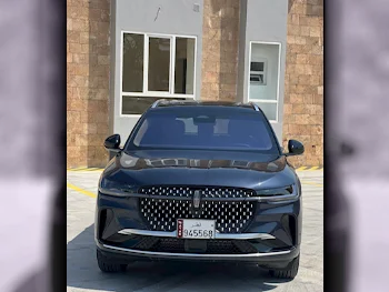 لنكولن  نافيكيتر  إس يو في 4 في 4  أزرق غامق  2024