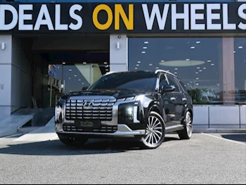 Hyundai  Palisade  2023  Automatic  9,000 Km  6 Cylinder  All Wheel Drive (AWD)  SUV  Black  With Warranty