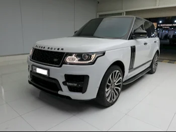 Land Rover  Range Rover  Vogue HSE  2014  Automatic  150,000 Km  8 Cylinder  Four Wheel Drive (4WD)  SUV  White