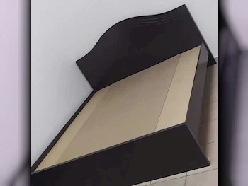 الأسّرة - كينج  - بنى  - متضمنة المرتبة