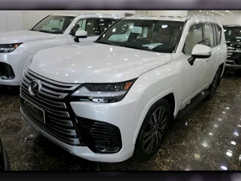 Lexus  LX  600 Luxury  2024  Automatic  0 Km  6 Cylinder  Four Wheel Drive (4WD)  SUV  White  With Warranty