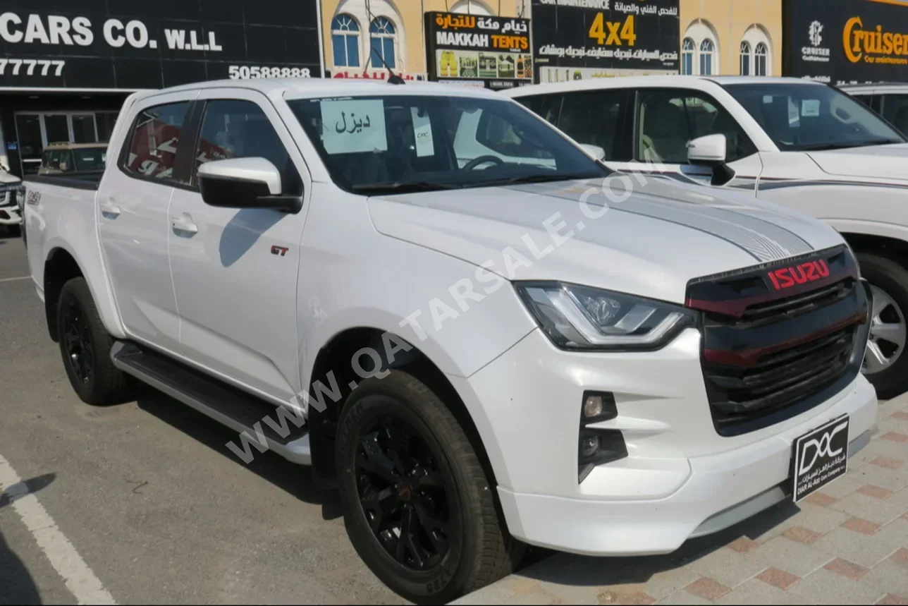 Isuzu  D-Max  2024  Automatic  0 Km  4 Cylinder  Four Wheel Drive (4WD)  Pick Up  White