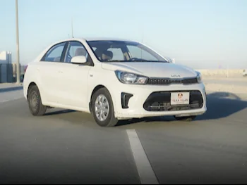 كيا  بيغاس  2022  اوتوماتيك  73,000 كم  4 سلندر  دفع خلفي  سيدان  أبيض