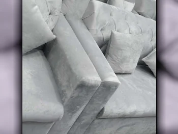 الأرائك والكنب والكراسي لايف ستايل  طقم كنب  - قماش  - اللون البيج