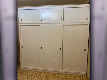 خزائن ودواليب الملابس والزينة - دوحة فيرنيتشر  - خزائن  - أبيض