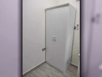 خزائن ودواليب الملابس والزينة - دوحة فيرنيتشر  - خزائن  - أبيض