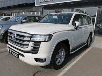 تويوتا  لاند كروزر  جي اكس ار توين توربو  2024  اوتوماتيك  0 كم  6 سلندر  دفع رباعي  اس يو في  أبيض  تحت الضمان