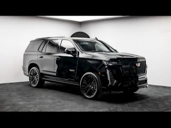 Cadillac  Escalade  V Supercharged  2023  Automatic  1,782 Km  8 Cylinder  Four Wheel Drive (4WD)  SUV  Black