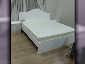 Beds - Queen  - White  - Mattress Included  - With Bedside Table