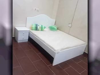 Beds - Queen  - White  - Mattress Included  - With Bedside Table