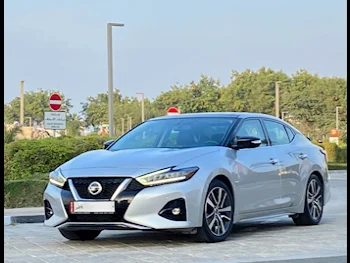 Nissan  Maxima  SV  2020  Automatic  98,000 Km  6 Cylinder  All Wheel Drive (AWD)  Sedan  Silver