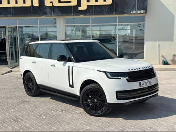 Land Rover  Range Rover  Vogue SE  2023  Automatic  14,000 Km  8 Cylinder  Four Wheel Drive (4WD)  SUV  White  With Warranty