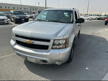 Chevrolet  Suburban  2013  Automatic  180,000 Km  8 Cylinder  Four Wheel Drive (4WD)  SUV  Silver
