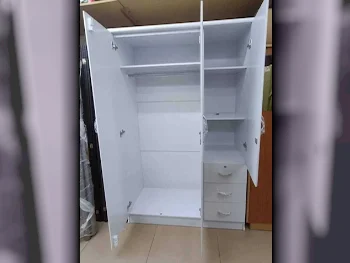 خزائن ودواليب الملابس والزينة - خزائن  - أبيض