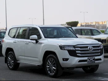 Toyota  Land Cruiser  GXR  2024  Automatic  0 Km  6 Cylinder  Four Wheel Drive (4WD)  SUV  White  With Warranty