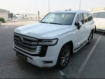  Toyota  Land Cruiser  VXR Twin Turbo  2025  Automatic  0 Km  6 Cylinder  Four Wheel Drive (4WD)  SUV  White  With Warranty