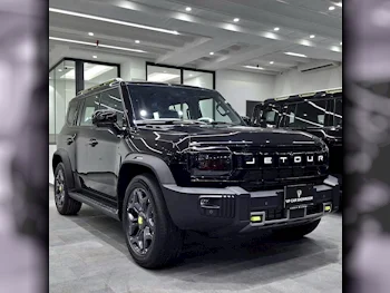 جيتور  تي 2  لكجري  2025  اوتوماتيك  0 كم  4 سلندر  دفع رباعي  اس يو في  أسود  تحت الضمان