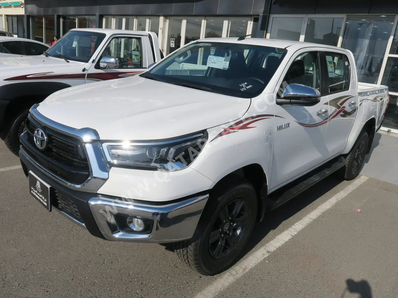 تويوتا  هاي لوكس  2025  اوتوماتيك  0 كم  4 سلندر  دفع رباعي  بيكب  أبيض  تحت الضمان
