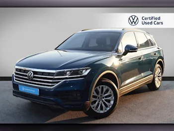 Volkswagen  Touareg  2021  Automatic  75,000 Km  6 Cylinder  All Wheel Drive (AWD)  SUV  Blue