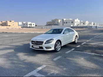 Mercedes-Benz  CLS  500  2012  Automatic  117,000 Km  8 Cylinder  Rear Wheel Drive (RWD)  Sedan  White