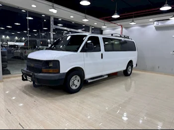Chevrolet  Express  2017  Automatic  46,000 Km  8 Cylinder  Rear Wheel Drive (RWD)  Van / Bus  White