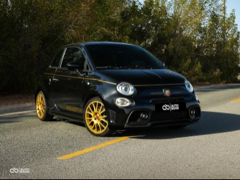 فيات  595  ابارث سكوربيونيرو  2022  اف - 1  12,000 كم  4 سلندر  سحب امامي  هاتشباك  أسود