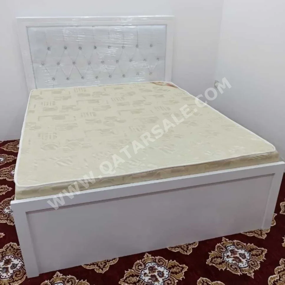 Beds - Queen  - White  - Mattress Included