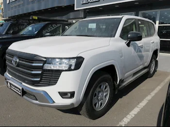 تويوتا  لاند كروزر  جي اكس  2025  اوتوماتيك  0 كم  6 سلندر  دفع رباعي  اس يو في  أبيض  تحت الضمان