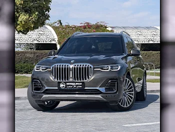 بي ام دبليو  الفئة - اكس  اكس 7  2022  اوتوماتيك  44,650 كم  6 سلندر  دفع رباعي  اس يو في  برونزي  تحت الضمان