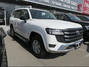 تويوتا  لاند كروزر  جي اكس  2024  اوتوماتيك  0 كم  6 سلندر  دفع رباعي  اس يو في  أبيض  تحت الضمان