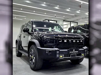 Jetour  T2  Luxury Plus  2025  Automatic  0 Km  5 Cylinder  Four Wheel Drive (4WD)  SUV  Black  With Warranty