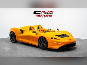 ماكلارين  ايلفا  رودستر  2021  اوتوماتيك  0 كم  8 سلندر  دفع كلي مستمر  كشف  برتقالي