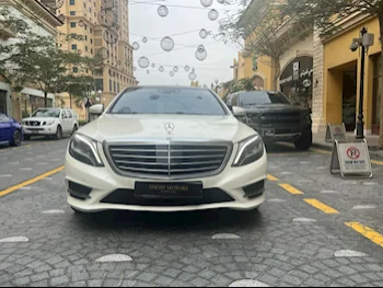 Mercedes-Benz  S-Class  500  2015  Automatic  104,000 Km  8 Cylinder  Rear Wheel Drive (RWD)  Sedan  White