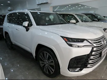 لكزس  ال اكس  600 لكجري  2024  اوتوماتيك  0 كم  6 سلندر  دفع رباعي  اس يو في  أبيض  تحت الضمان