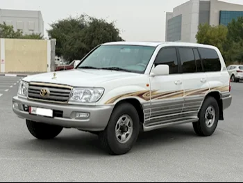 تويوتا  لاند كروزر  جي اكس ار  2006  اوتوماتيك  244,000 كم  6 سلندر  دفع رباعي  اس يو في  أبيض  تحت الضمان